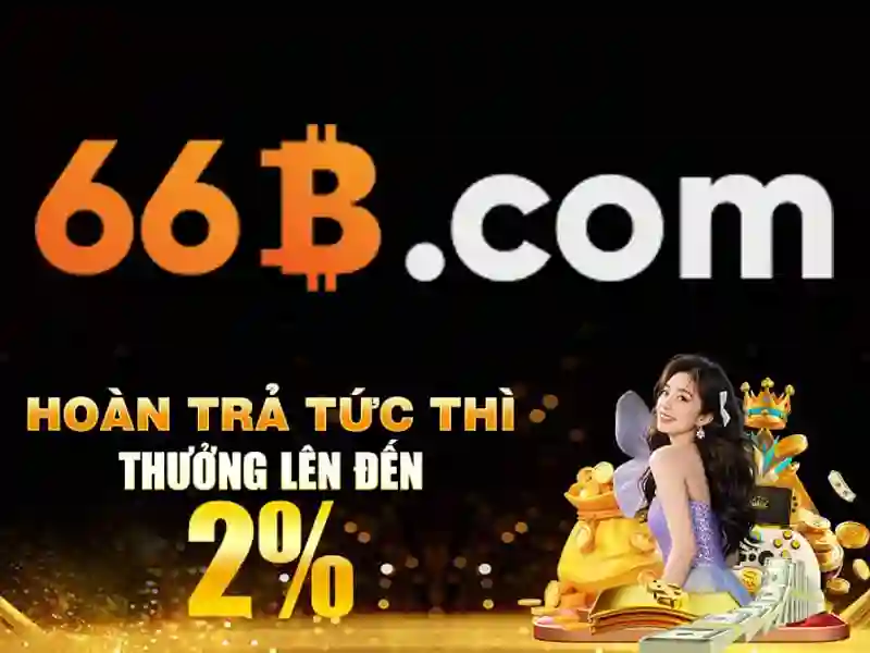 Nhân viên cskh 66b đang hướng dẫn khách hàng nạp rút tiền